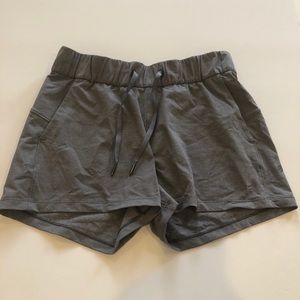 Lululemon on the fly short